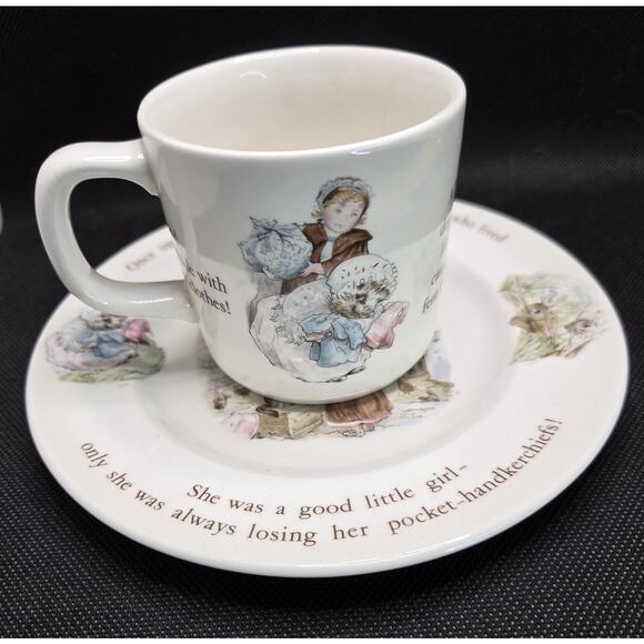Wedgewood Beatrix Potter Design Mrs. Tiggy Winkle Cup and Saucer Set Excellent - Picture 1 of 9